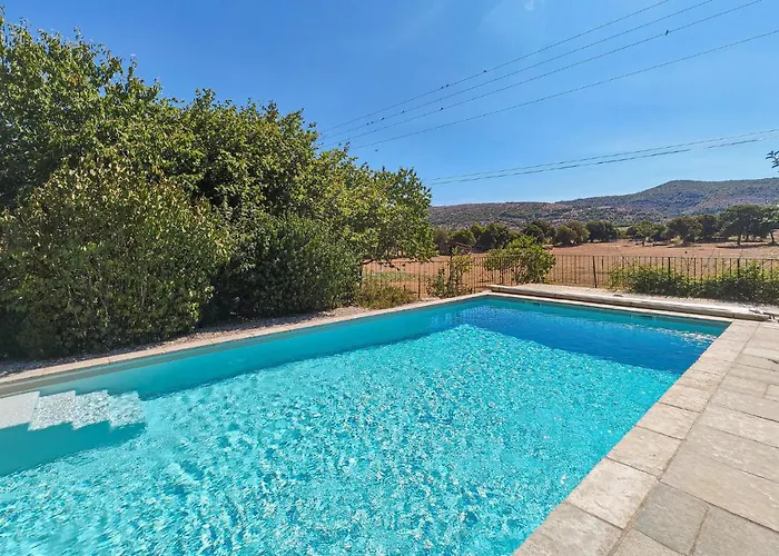 Gorgeous In St Maurice Navacelles Feriehus